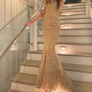 Only worn once for my senior prom